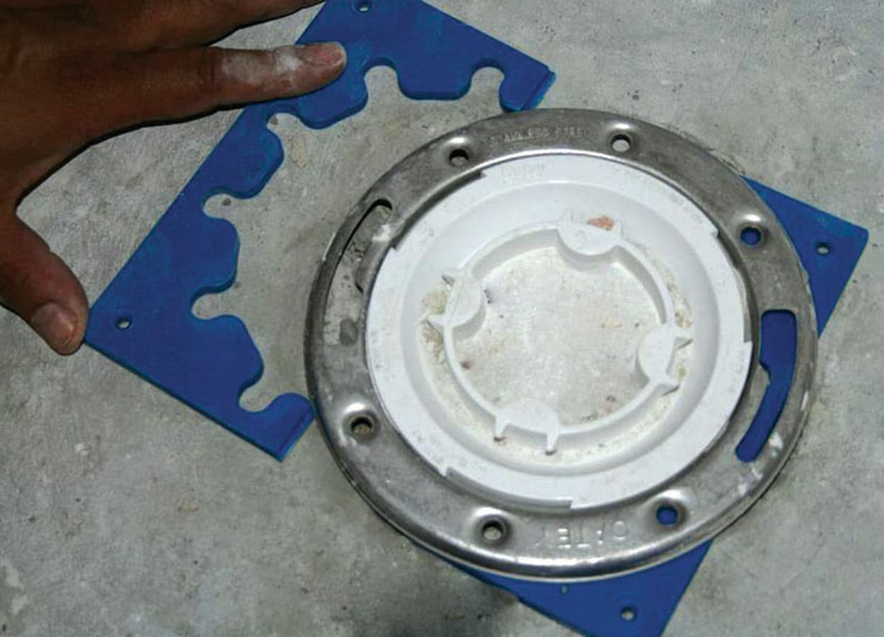 Tile Buddy Toilet Installation Kit for Pipe