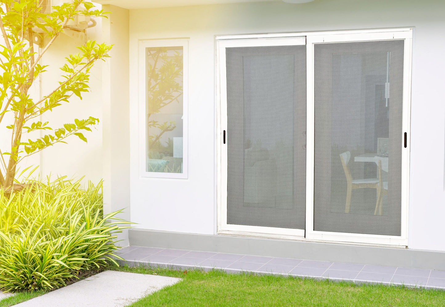 RELIABILT 72-in x 80-in White Aluminum Sliding Double Screen Door (Handle Included)