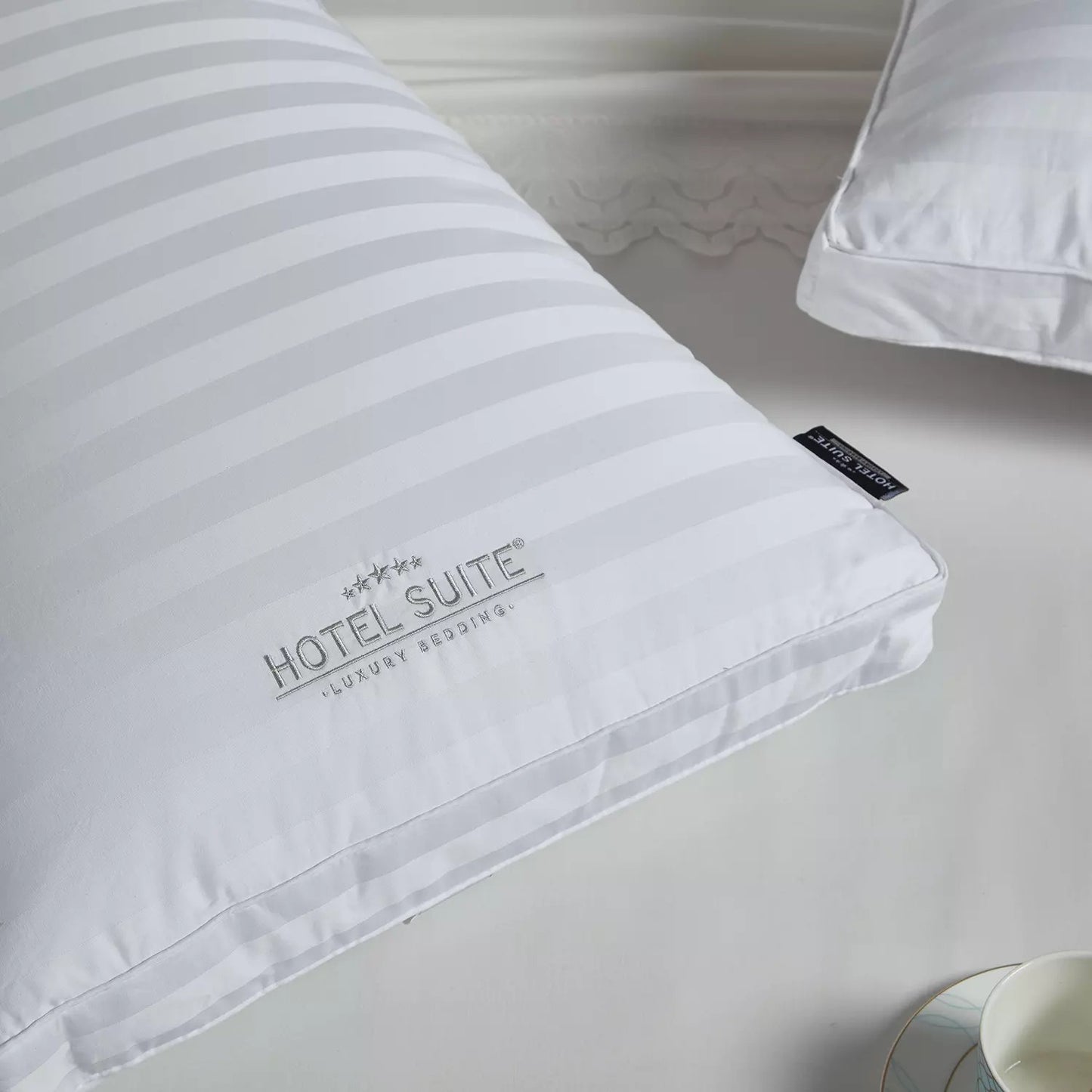 Hotel Suite White Goose Feather Firm Pillow