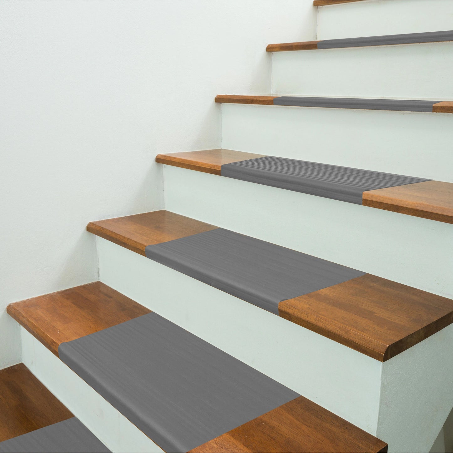 M-D Vinyl Grey Stair Tread Rug